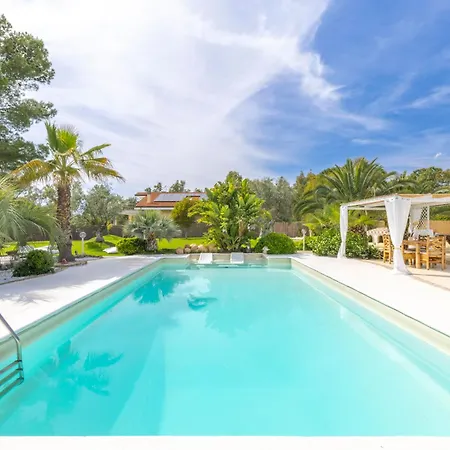 Villa Luxury Sea Front With Pool Su Forti