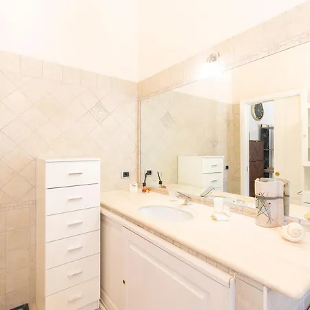 Luxury Sea Front With Pool Villa