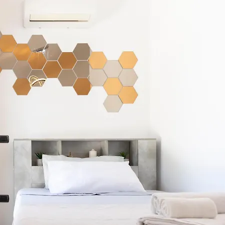 Luxury Sea Front With Pool