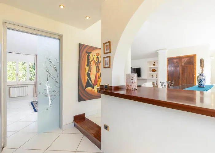 Luxury Sea Front With Pool 빌라