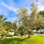 Luxury Sea Front With Pool Villa