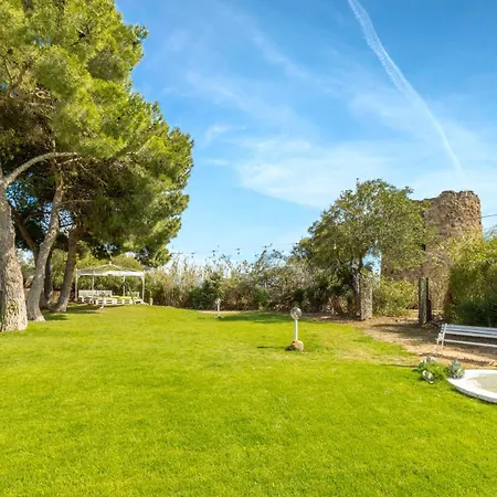 Villa Luxury Sea Front With Pool Su Forti