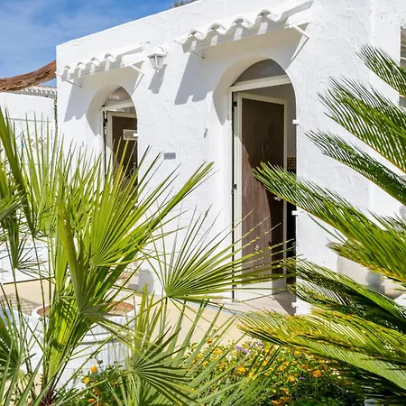 Villa Luxury Sea Front With Pool