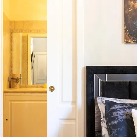 Luxury Sea Front With Pool Villa *