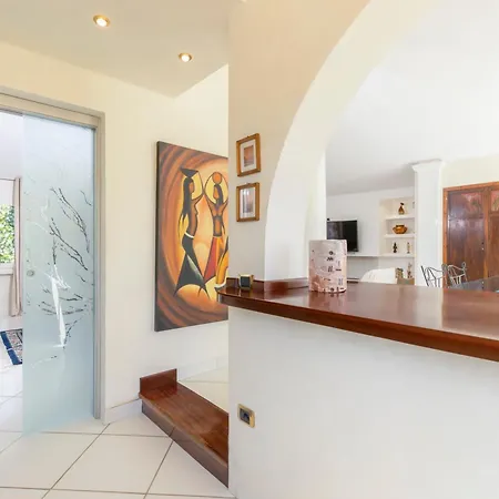 Luxury Sea Front With Pool Villa