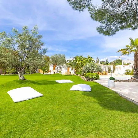 Luxury Sea Front With Pool Villa