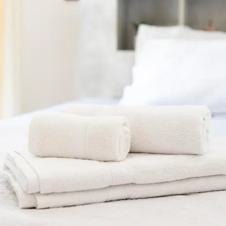 Luxury Sea Front With Pool Villa