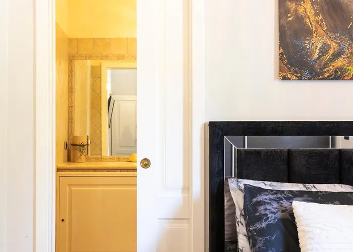 Luxury Sea Front With Pool فيلة *