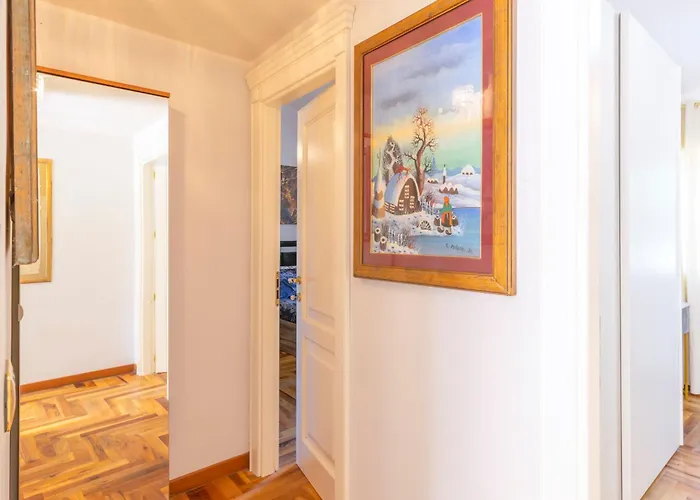 Luxury Sea Front With Pool Vila