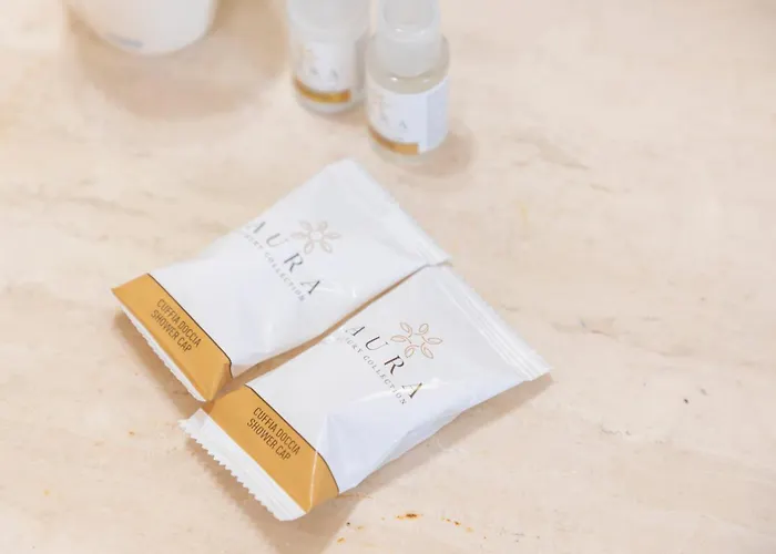 Luxury Sea Front With Pool