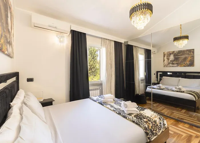 Vila Luxury Sea Front With Pool Su Forti