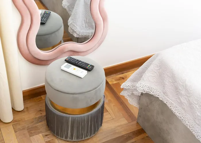 Luxury Sea Front With Pool Villa Su Forti